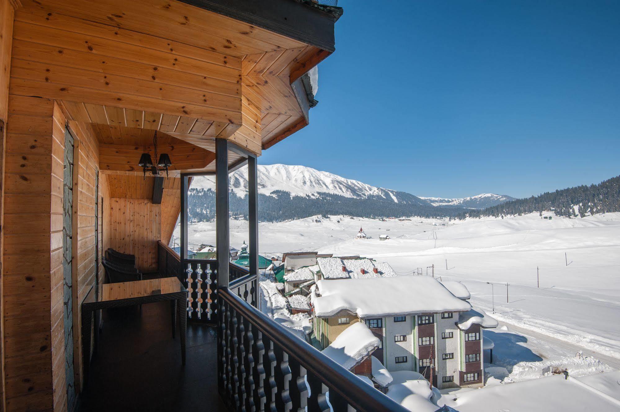 The Vintage Gulmarg Hotell Eksteriør bilde